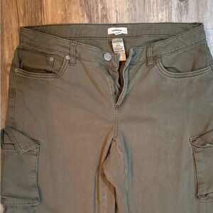 Garage Green Cargo Pants Size 11